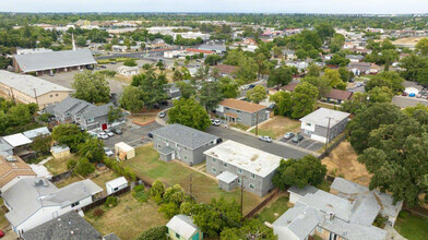 Azul Apartments in Sacramento, CA - Foto de edificio - Building Photo