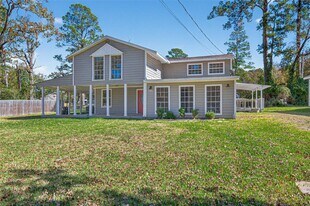 1305 St Lawrence River Rd in Montgomery, TX - Building Photo