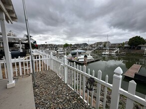 180 Pelican Loop in Pittsburg, CA - Building Photo - Building Photo