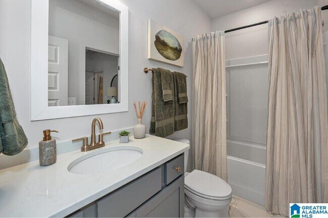 1708 Chase Ct in Hoover, AL - Building Photo - Building Photo