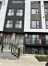 16 Melbourne Ave in St Catharines, ON - Building Photo - Building Photo