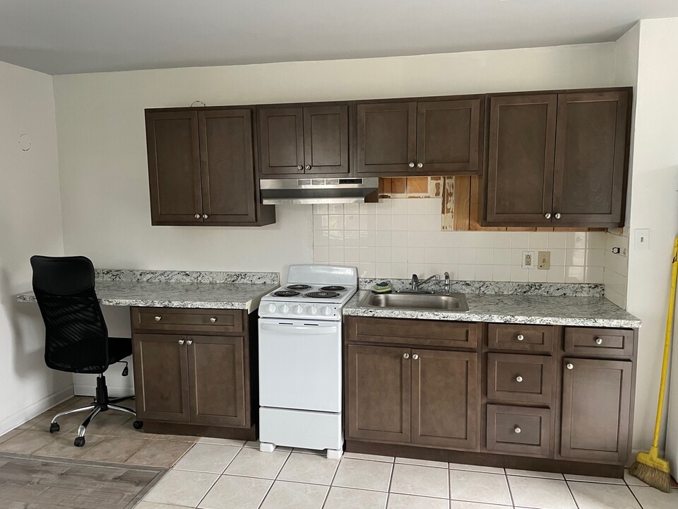 48053 North Carolina Hwy 12 in Buxton, NC - Building Photo