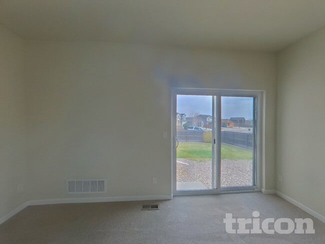 6585 Kearsarge Dr in Colorado Springs, CO - Foto de edificio - Building Photo