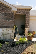 203 Parker Oaks Dr in Chandler, TX - Building Photo - Building Photo
