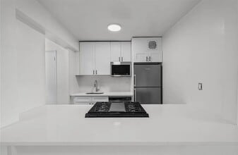 5425 Valles Ave in Bronx, NY - Building Photo - Building Photo