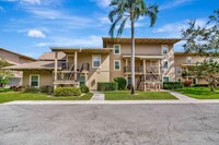 18419 SE Wood Haven Ln in Tequesta, FL - Foto de edificio - Building Photo