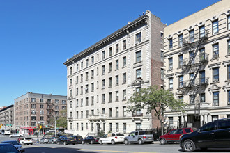 3340-3346 Broadway in New York, NY - Foto de edificio - Building Photo