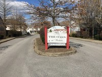 Oaks of Wichita Apartments in Nicholasville, KY - Foto de edificio - Building Photo