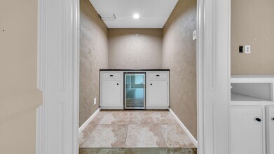 219 April Waters Dr W in Montgomery, TX - Building Photo - Building Photo