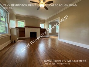 2425 Demington Dr in Cleveland Heights, OH - Building Photo - Building Photo