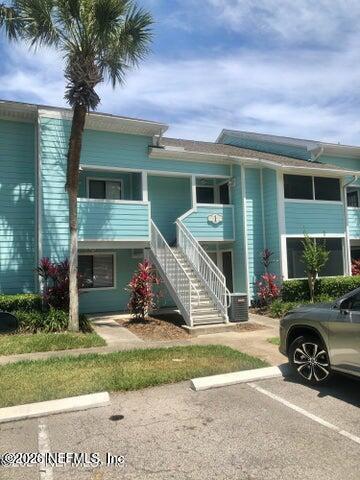 100 Fairway Park Blvd in Palm Valley, FL - Foto de edificio - Building Photo