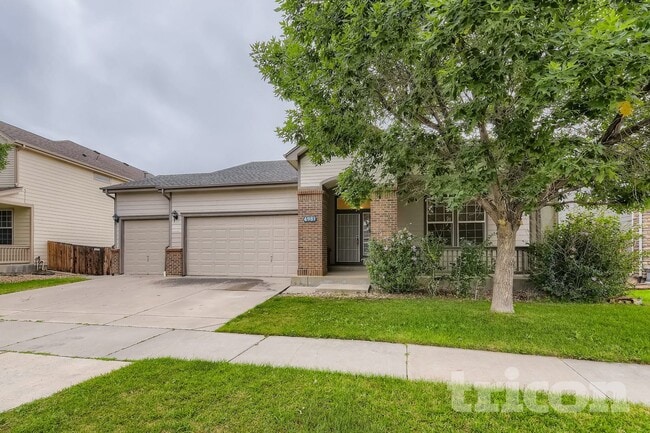 4981 Mt Cameron Dr in Brighton, CO - Building Photo - Building Photo