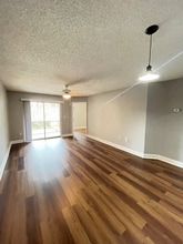 8832 Coral Palms Ct, Unit A in Kissimmee, FL - Building Photo - Building Photo