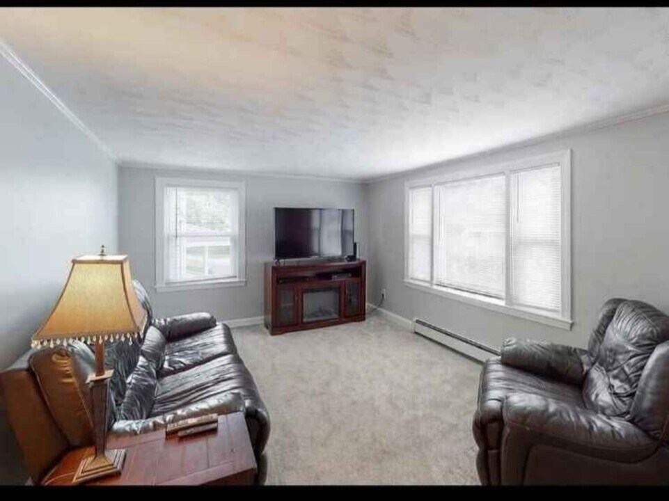 71 Wilshire St, Unit 2 in Winthrop, MA - Building Photo