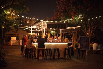 London Normandy House in Arlington, VA - Foto de edificio - Building Photo