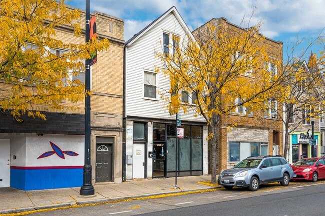 property at 3452 W Irving Park Rd