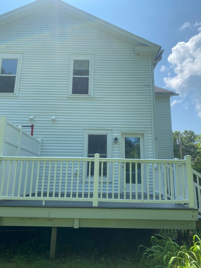 166 W Gibson St, Unit 166 West Gibson St in Canandaigua, NY - Foto de edificio - Building Photo
