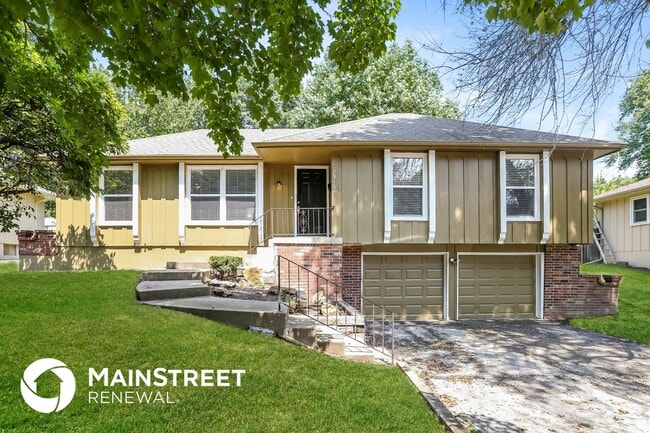 property at 7916 Sunset Cir