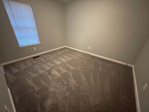 8614 Cedar Creek Ridge in Riverdale, GA - Building Photo - Building Photo