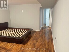 351 Lisa Marie Dr in Orangeville, ON - Building Photo - Building Photo