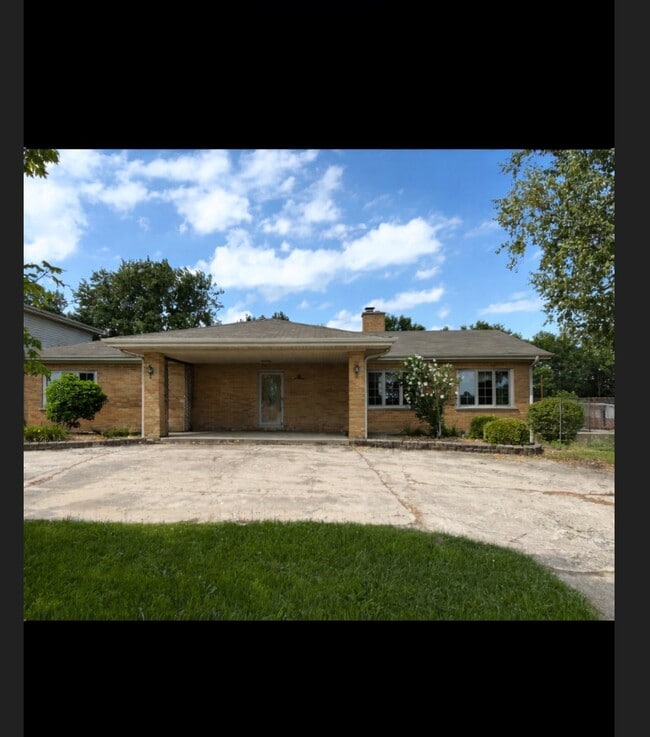 27257 S Scheer Rd, Unit 2