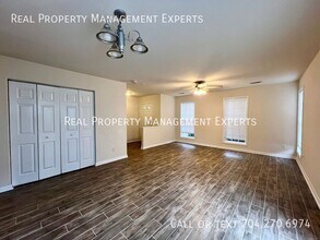 9615 Littleleaf Dr in Charlotte, NC - Building Photo - Building Photo