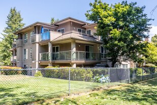 14988 101A Av in Surrey, BC - Building Photo