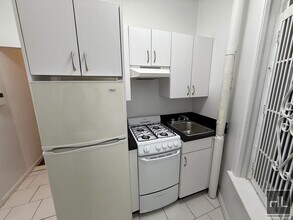 EAST 89 St in New York, NY - Building Photo - Building Photo