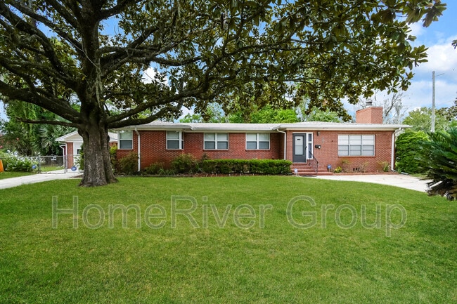 property at 2204 Tegner Dr