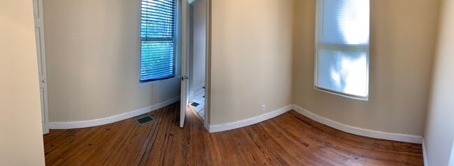 2 Elk St, Unit B in Morgantown, WV - Building Photo - Building Photo