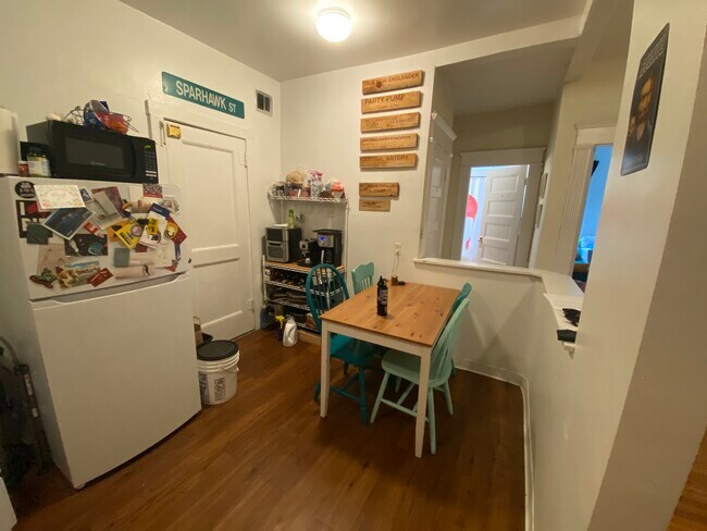 1495 Beacon St, Unit 15 in Brookline, MA - Building Photo - Building Photo