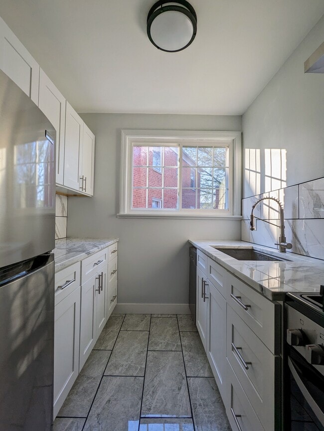 4009 Washington Blvd, Unit 1 in University Heights, OH - Building Photo - Building Photo