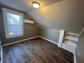 73 Orswell St in Fall River, MA - Building Photo - Building Photo