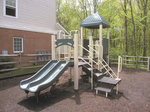 Royal Oaks in Mantua, NJ - Building Photo - Building Photo