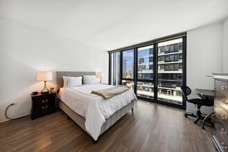 637 N Wells St, Unit SI ID1047174P in Chicago, IL - Foto de edificio - Building Photo