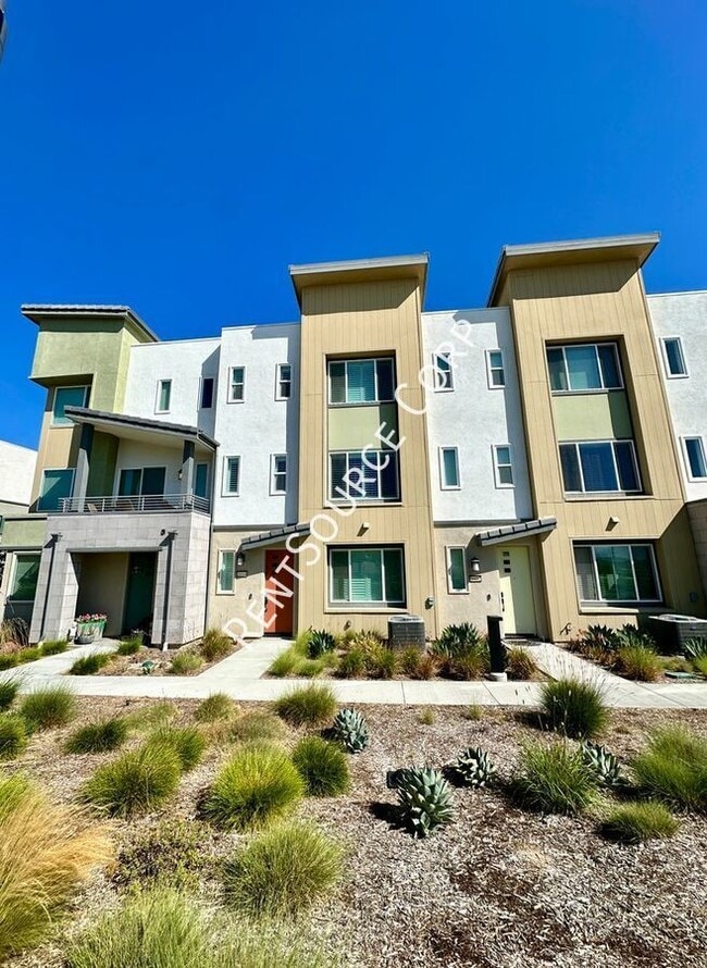 property at 26916 Tanager Ln