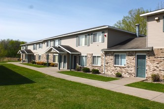 Oakhaven Estates in St. Cloud, MN - Foto de edificio - Building Photo