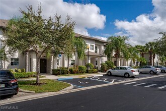 9080 Gervais Cir in Naples, FL - Building Photo - Building Photo