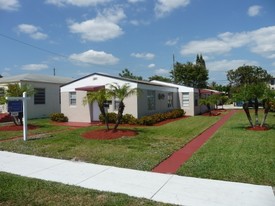 1956 Lincoln St Apartments