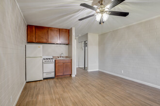 Margo in Tempe, AZ - Building Photo - Interior Photo