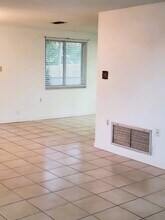 9416 Rainbow Ln in Port Richey, FL - Building Photo - Building Photo
