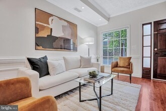 1437 Duke St in Alexandria, VA - Building Photo - Building Photo