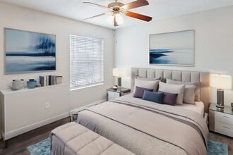 Altamonte Apartments in San Antonio, TX - Foto de edificio - Building Photo