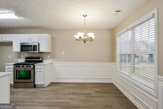 628 Shadow Lake Dr in Lithonia, GA - Building Photo - Building Photo