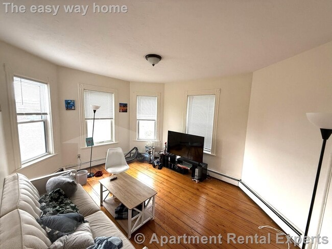 61 Webster Ave in Somerville, MA - Building Photo - Building Photo