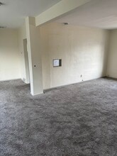 2345 N Murray Ave, Unit 1 in Milwaukee, WI - Building Photo - Building Photo