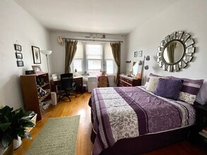 16 Parkman St, Unit #1 in Brookline, MA - Foto de edificio - Building Photo