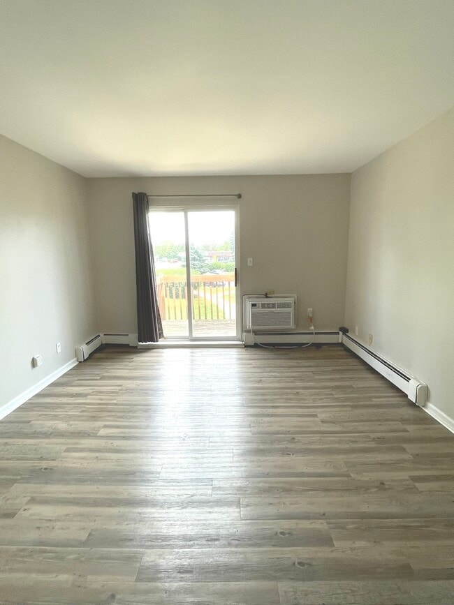 2700 Light Road in Oswego, IL - Building Photo - Building Photo