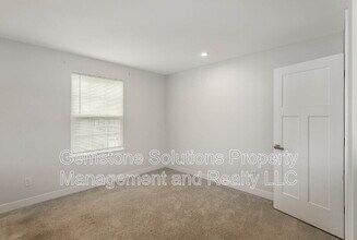 3301 Somerset Ln in Columbia, TN - Building Photo - Building Photo