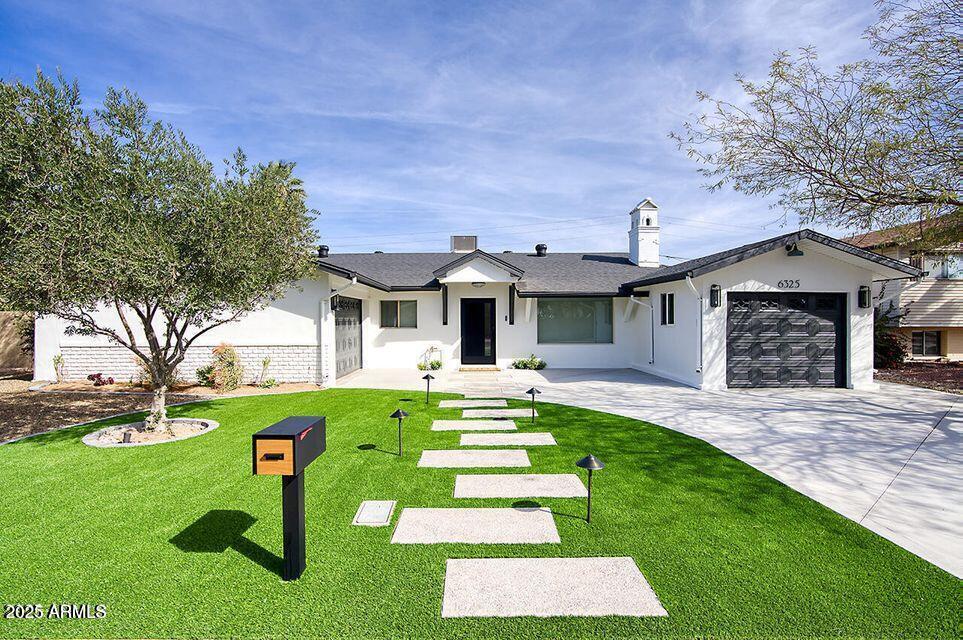 6325 N 83rd Pl in Scottsdale, AZ - Foto de edificio